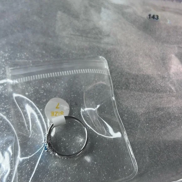 Bomb Party Dazzling Lab Created Blue Spinel with Cubic Zirconia Ring Size 7 - Picture 8 of 10